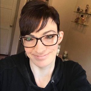 Meet your Posher, Kristin